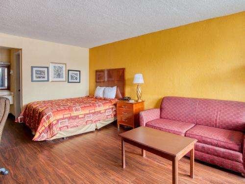 Motel American Atlanta Inn And Suites