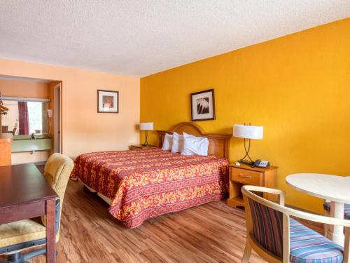 Motel American Atlanta Inn And Suites