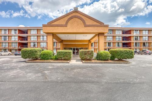 Motel American Atlanta Inn And Suites