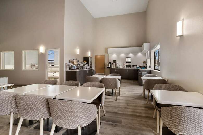 Surestay Hotel By Best Western Grants