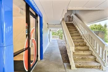 Motel 6 Nashua South