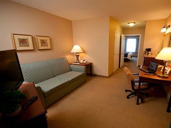 Hotel Town & Country Inn And Suites