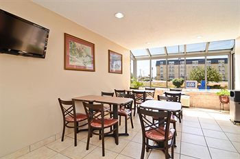 Hotel Americas Best Value Inn Camelot