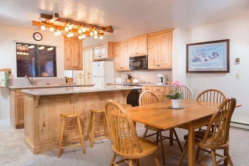 Apartamento Wister A - Three Bedroom Condominium