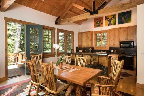 Granite Ridge Homestead 3091 Home