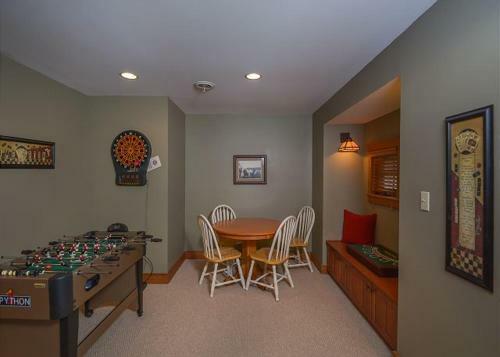 Deep Breath Four-bedroom Holiday Home