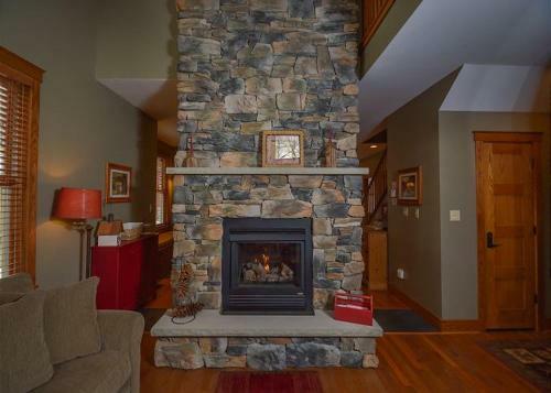 Deep Breath Four-bedroom Holiday Home