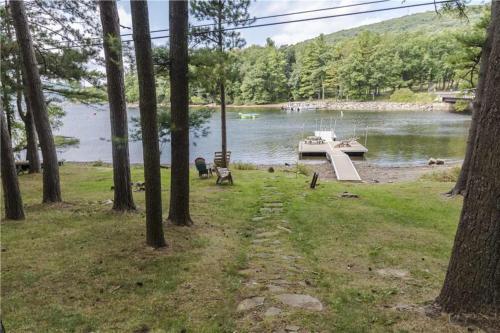 Laurel Lodge