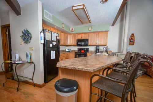 Majestic View Three-bedroom Townhome