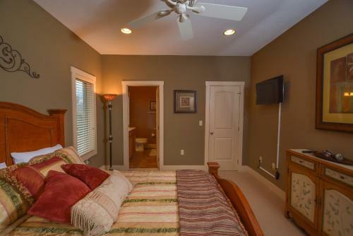 Breathe Easy Five-bedroom Holiday Home