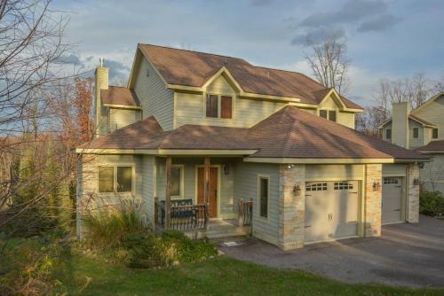 Breathe Easy Five-bedroom Holiday Home