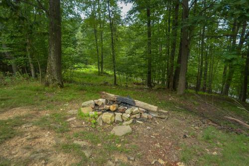 Mountain Meadow Five-bedroom Holiday Home