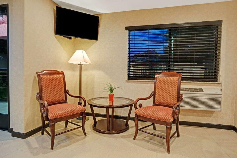 Hotel Days Inn Woodland
