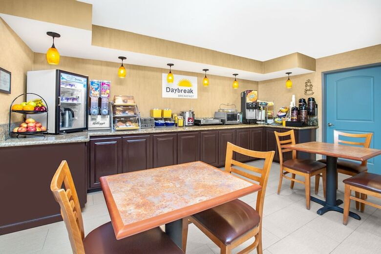 Hotel Days Inn Woodland