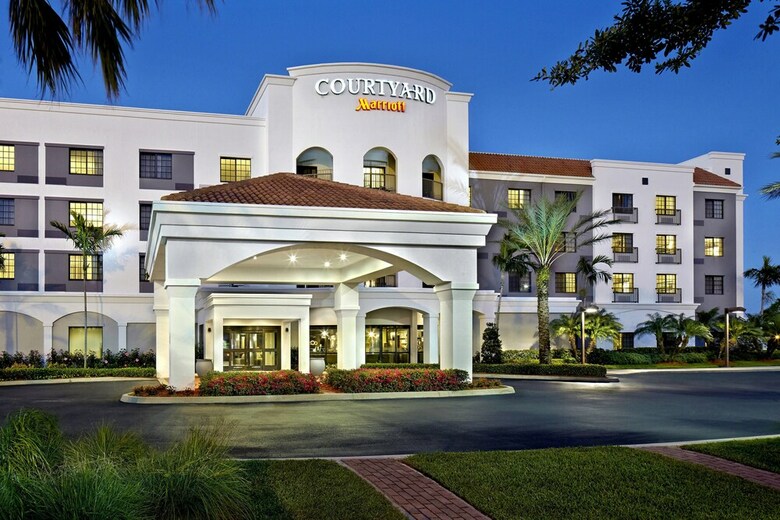 Hotel Courtyard By Marriott Stuart