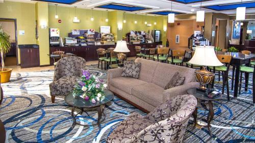 Hotel Holiday Inn Express & Suites Elkton - University Area