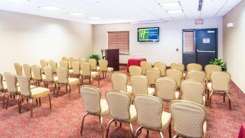 Hotel Holiday Inn Express & Suites Elkton - University Area