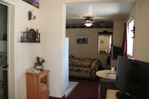 Hotel Elk Run Inn
