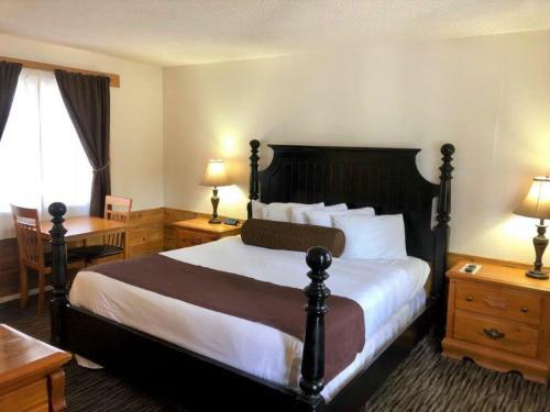 Hotel Shasta Inn