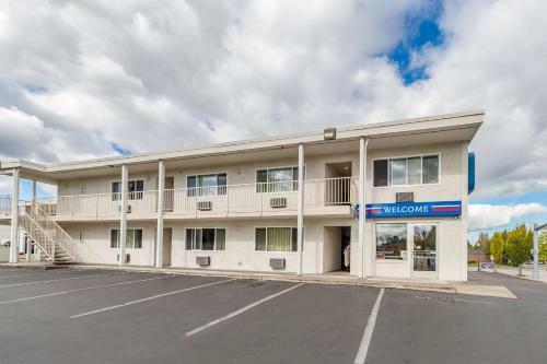 Motel 6 Beaverton