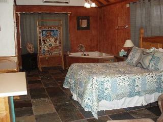 Lodge Trail's End Guest House