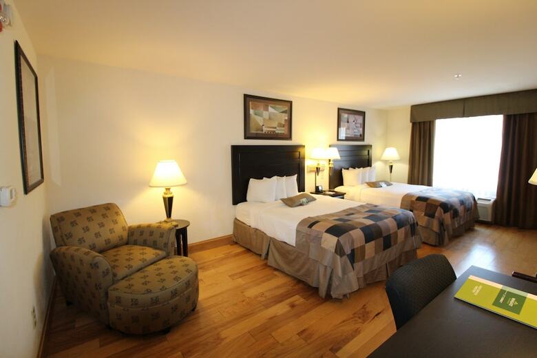 Hotel Wingate By Wyndham Lagrange