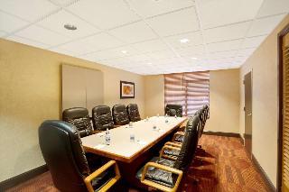 Hotel Wingate By Wyndham Raleigh Durham / Airport