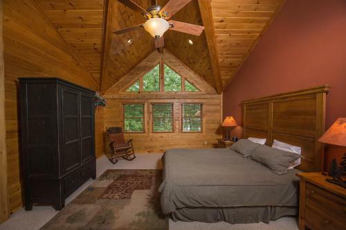 Sunset Delight Nine-bedroom Holiday Home