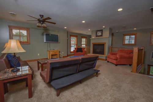 Just Relax Four-bedroom Holiday Home