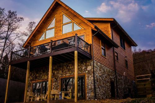 Morningside Lodge Four-bedroom Holiday Home