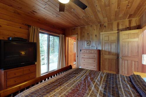 The Harfords Point Lodge