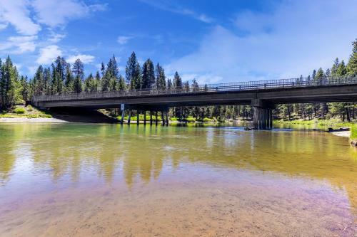 River Meadows Retreat