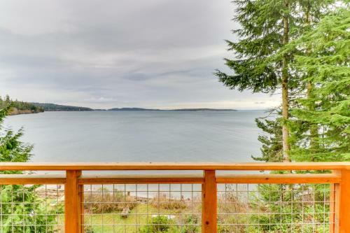The Cabin At Oak Bay