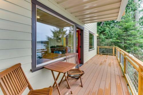The Cabin At Oak Bay