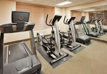 Holiday Inn Express Hotel & Suites Cape Girardeau I-55