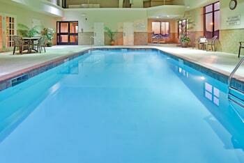 Holiday Inn Express Hotel & Suites Cape Girardeau I-55