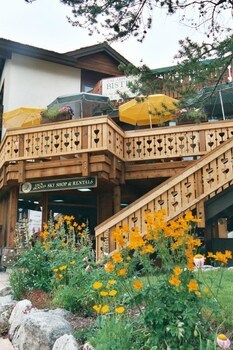 Hotel The Alpenhof