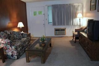 Towne House Motor Inn