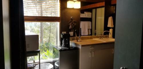 Hostal Rainbow Inn Bed And Breakfast