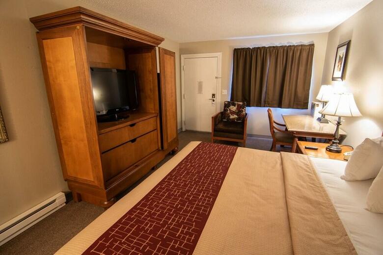 Hotel The Crow Peak Lodge