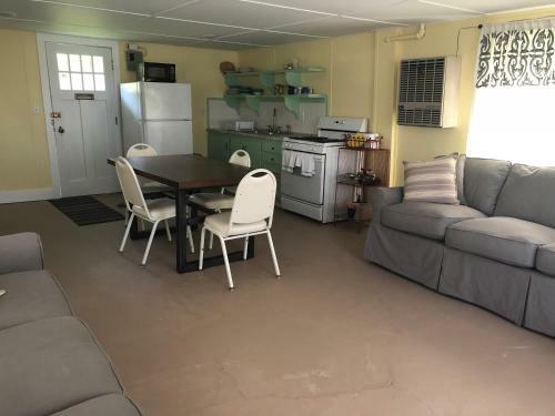Hotel Rainbow Shores
