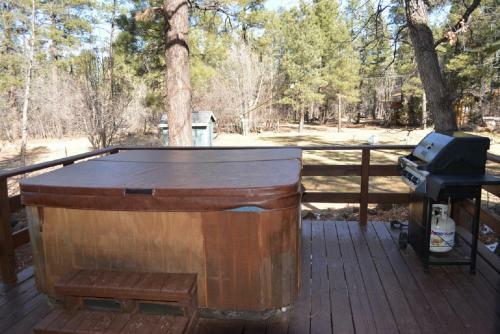 Lodge Whispering Pines Resort