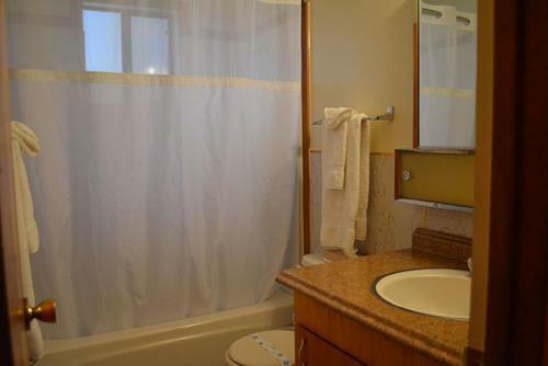 Lodge Whispering Pines Resort