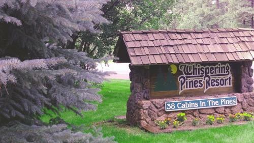 Lodge Whispering Pines Resort
