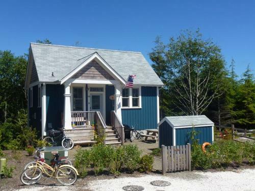 Flotsam House Two-bedroom Home