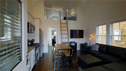 Crescent Moon Cottage Two-bedroom Home
