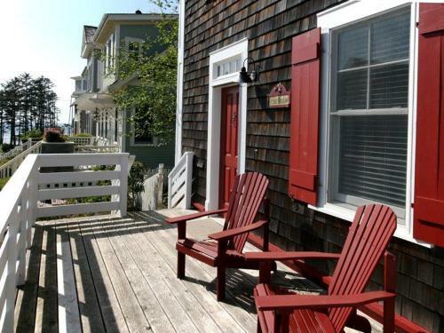 Ocean Shadow Five-bedroom Home