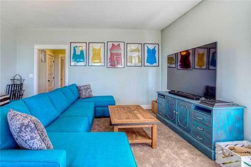 Ocean Tailsfour-bedroom Home
