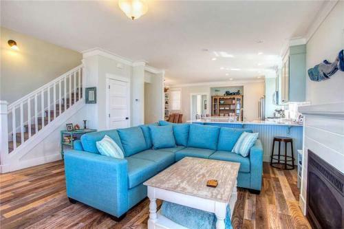 Ocean Tailsfour-bedroom Home