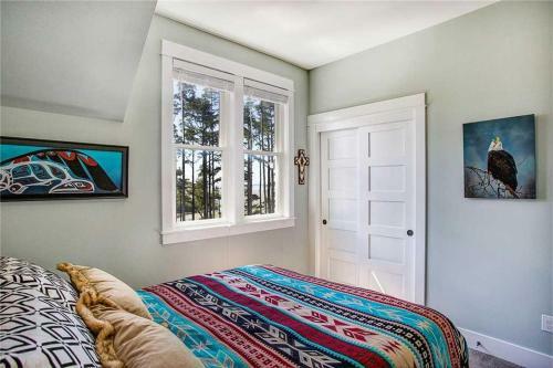 Ocean Tailsfour-bedroom Home